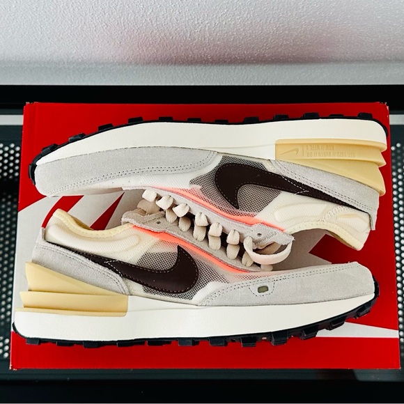 Nike Waffle One - Picture 3 of 5